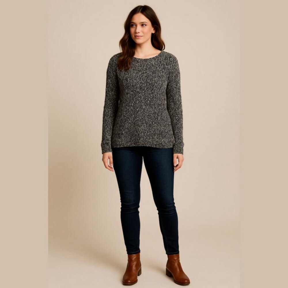 Eddie Bauer Size Small Loose Knit Sweater